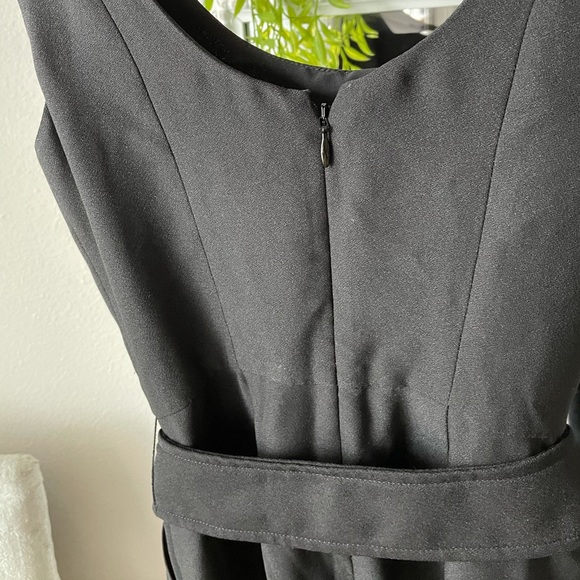 Banana Republic Sleeveless Black Jumpsuit Size 00 - Picture 6 of 7